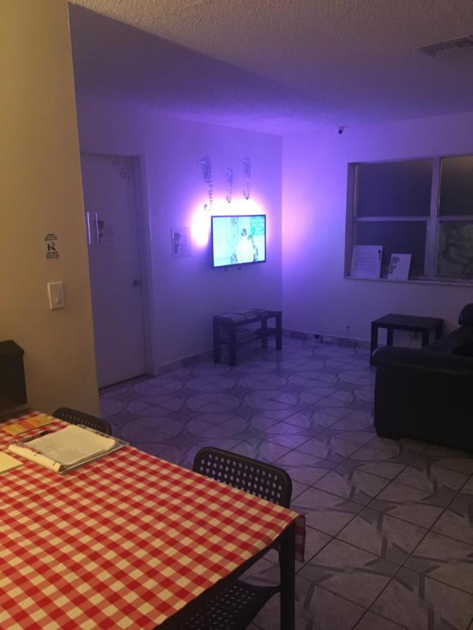 Crocodhouse Early Check In Free Parking 7 Years Hosting In Fort Laud Форт Лодърдейл Екстериор снимка